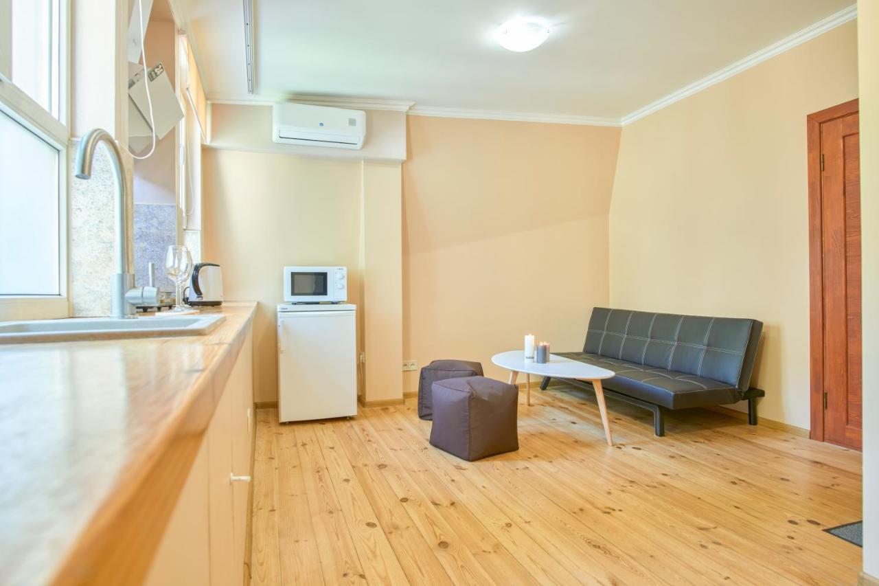 Odessa Comfort House Aparthotel Exteriör bild