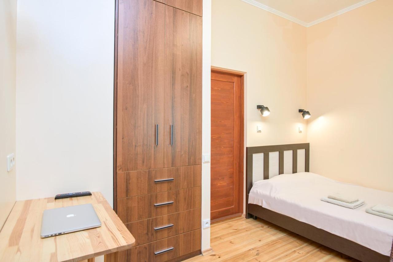 Odessa Comfort House Aparthotel Exteriör bild