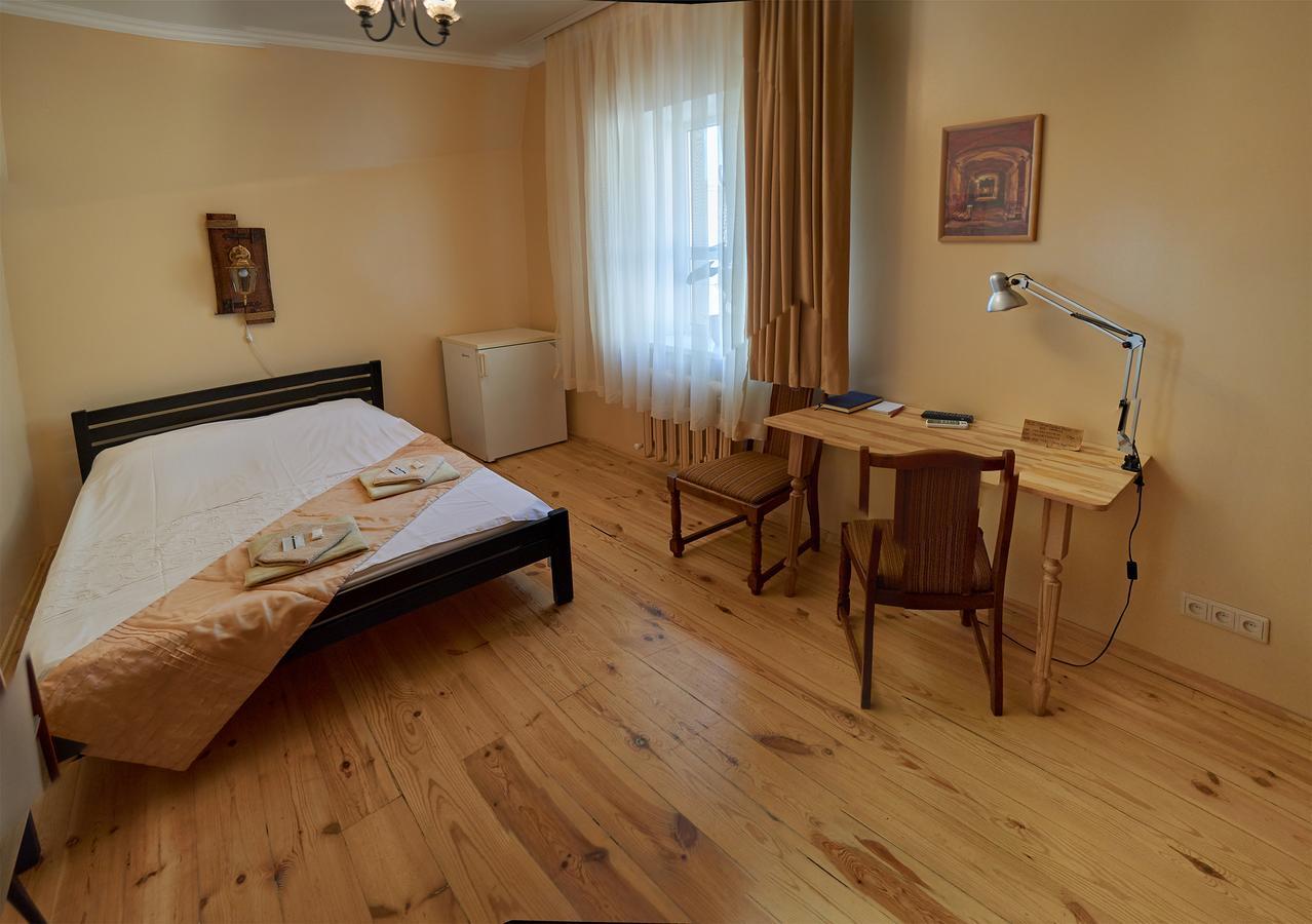 Odessa Comfort House Aparthotel Exteriör bild